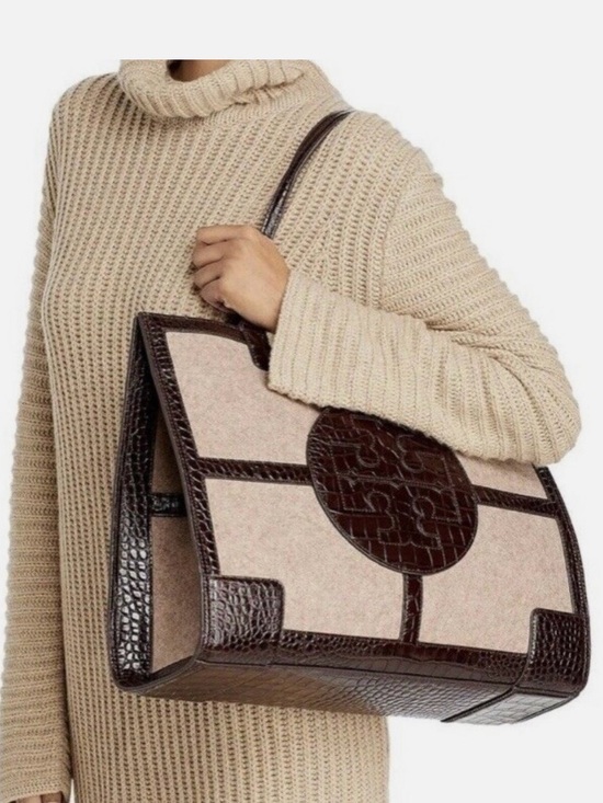 Tory Burch Handbags - Tory Burch Ella Felt Quadrant Tote NWOT